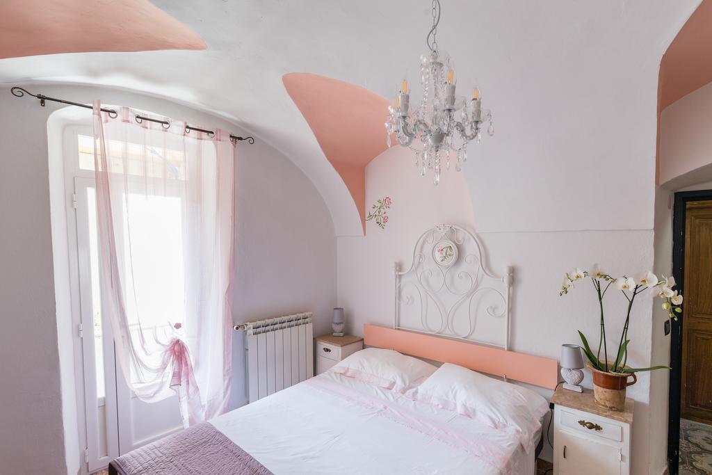 Dussaiga - Camera Delle Rose Dolceacqua Zewnętrze zdjęcie